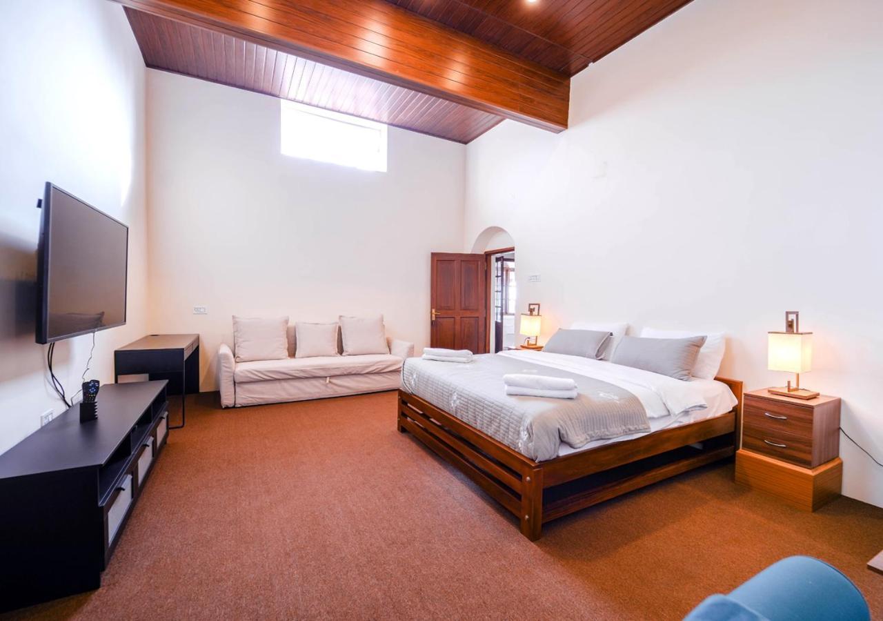 Lauriston Ooty Town Heritage Bungalow By Voye Homes Bagian luar foto